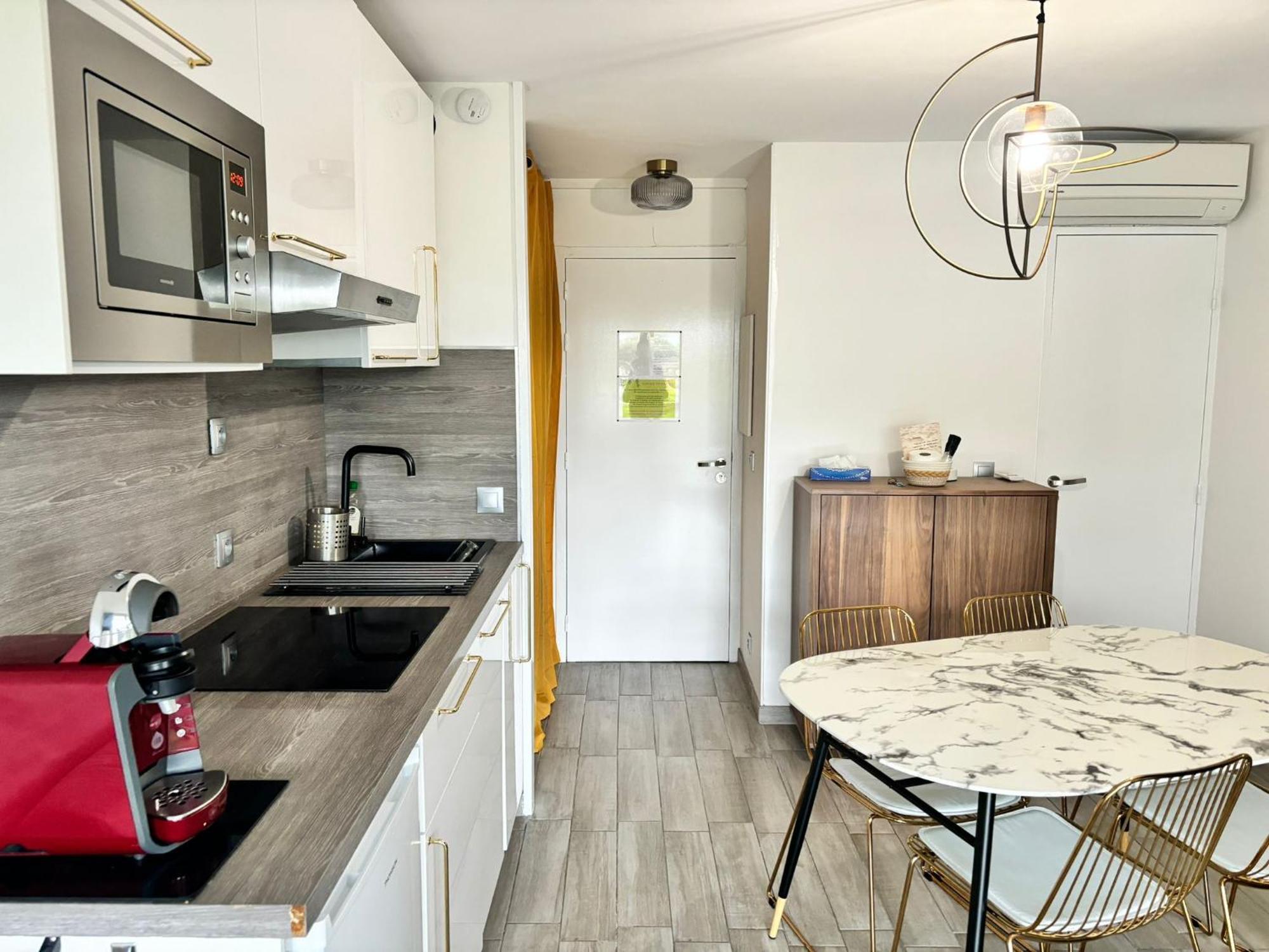 4 Pers , 100M De La Plage Marina Baie Des Anges French Riviera Villeneuve-Loubet Εξωτερικό φωτογραφία